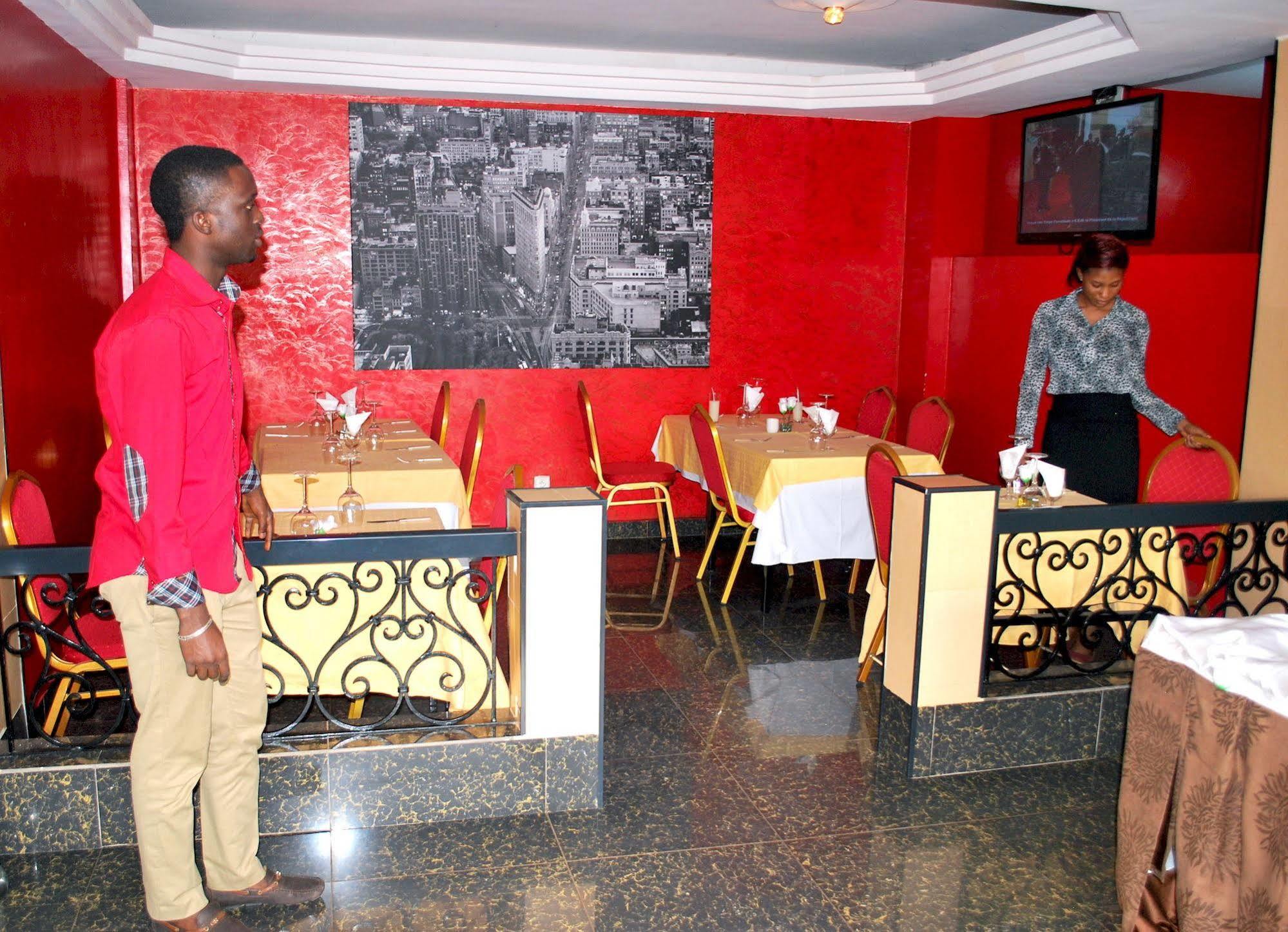 Yaahot Yaoundé Exterior foto